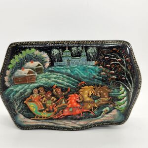 Hand Painted USSR Lacquer Box Kholui Signed Horse Sleigh Troika Petrov Russia